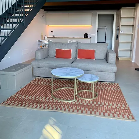 Panorama Loft Apartment *