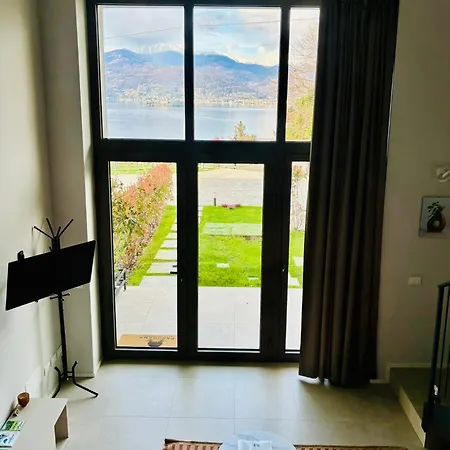 Panorama Loft Appartement Stresa