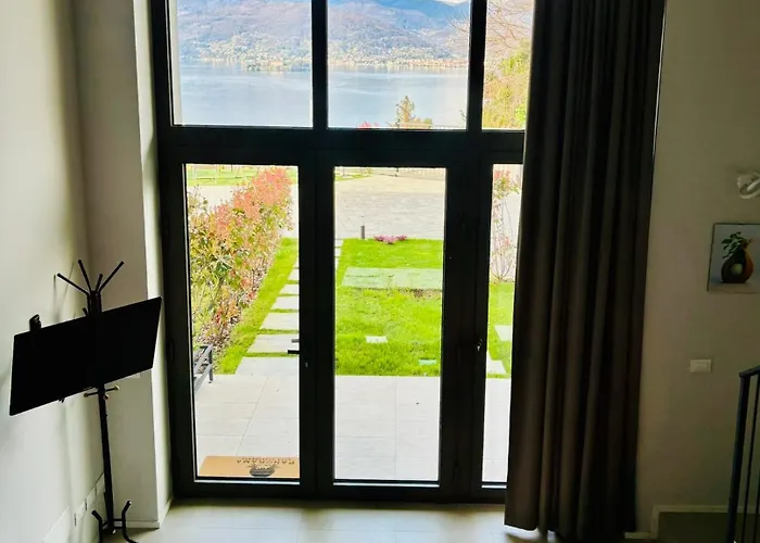 Panorama Loft Apartament Stresa